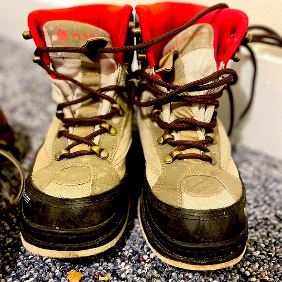 Redington Felt Bottom Wading Boots - Picture 1 of 3